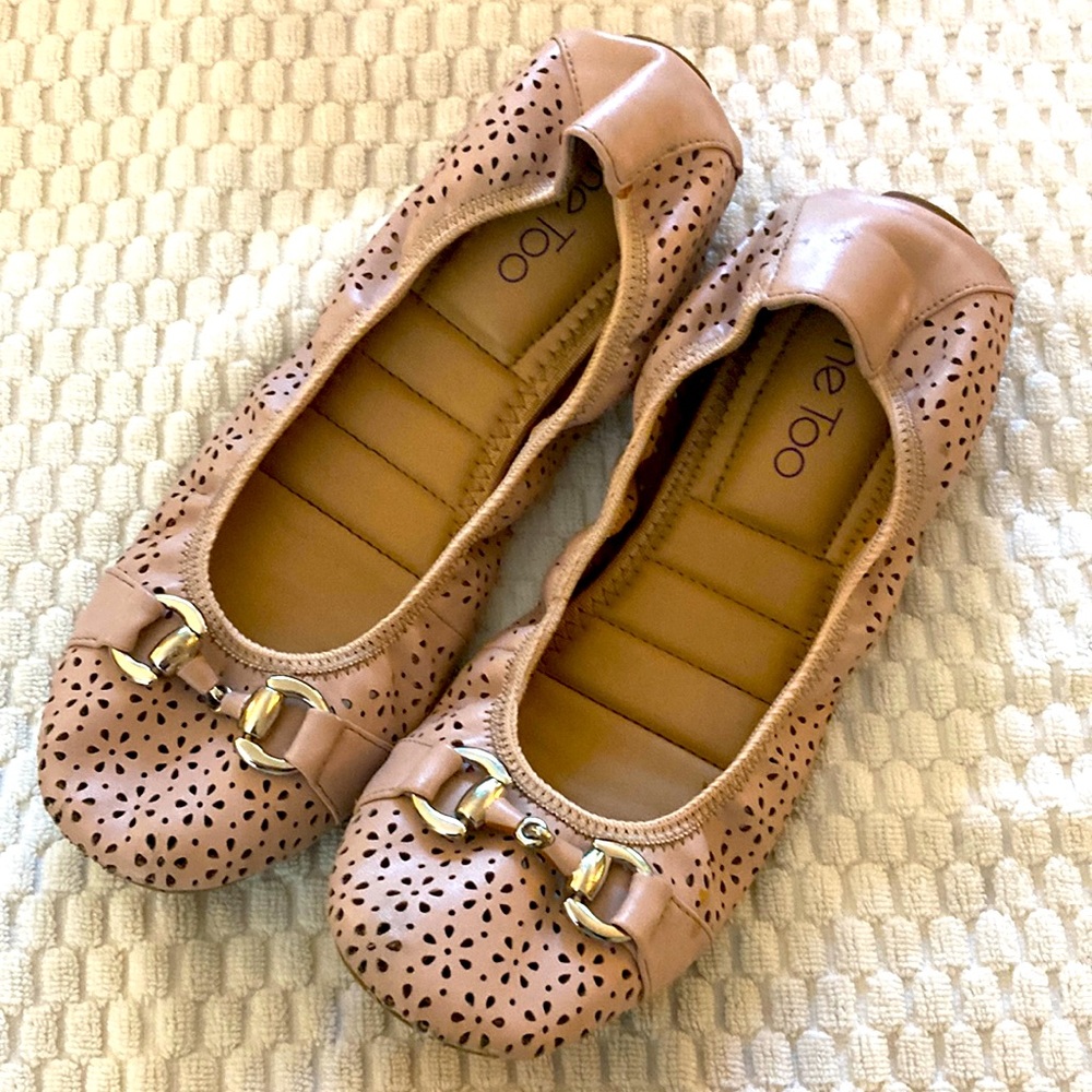 Ballet flats